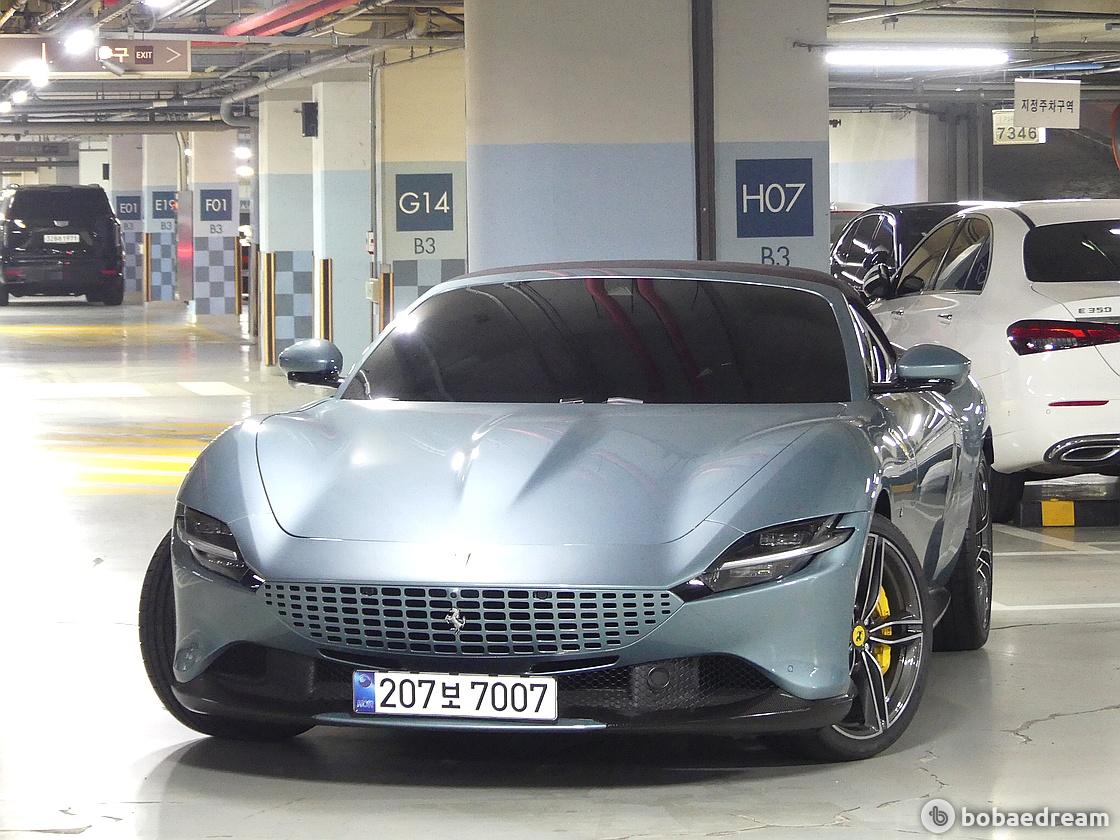 Ferrari Roma Spider 3.9 V8