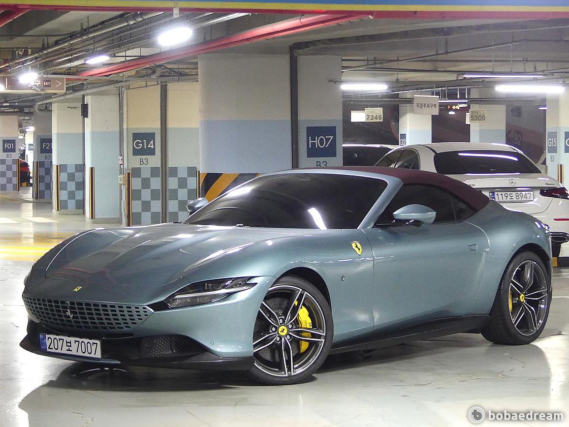 Ferrari Roma Spider 3.9 V8 3