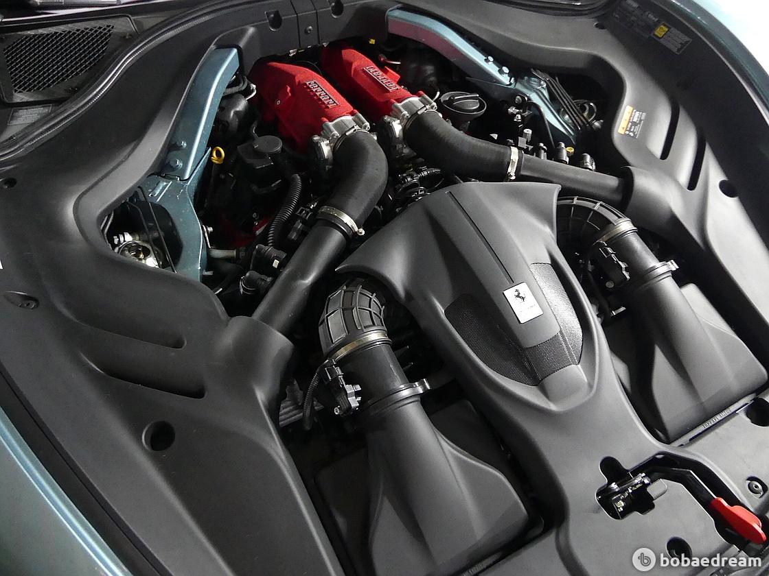 Ferrari Roma Spider 3.9 V8 6