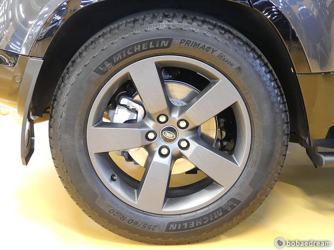 Land Rover Defender 110 2.0 P300 X- Dynamic SE 10