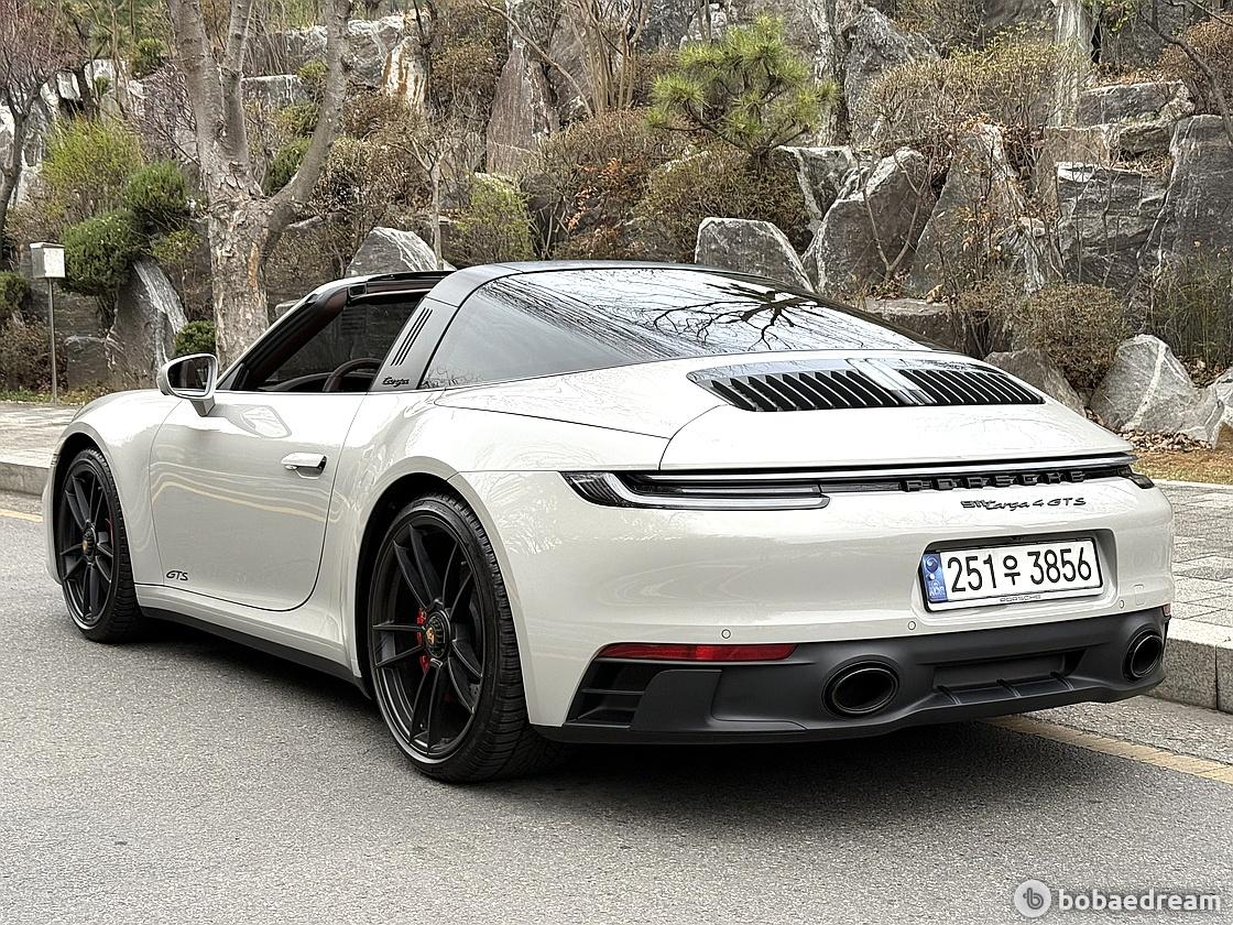 Porsche Targa 911 4 GTS 4