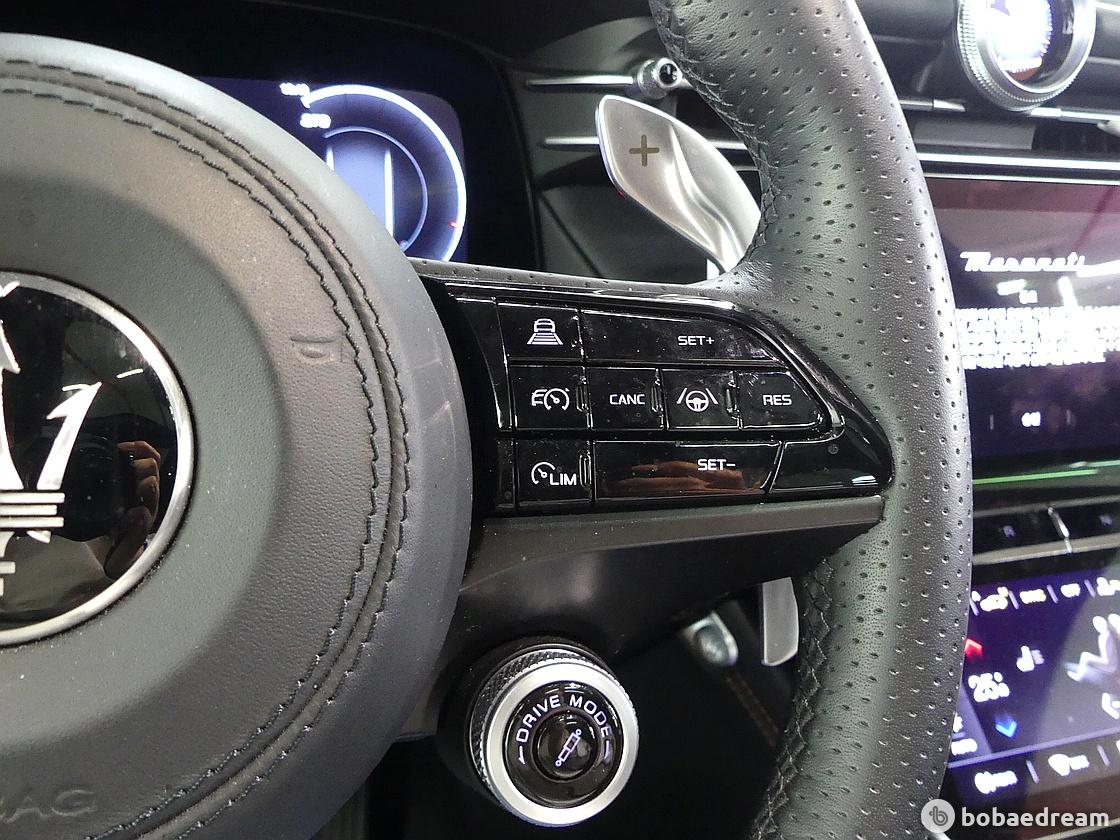 Maserati Grecale Folgore Dual 8