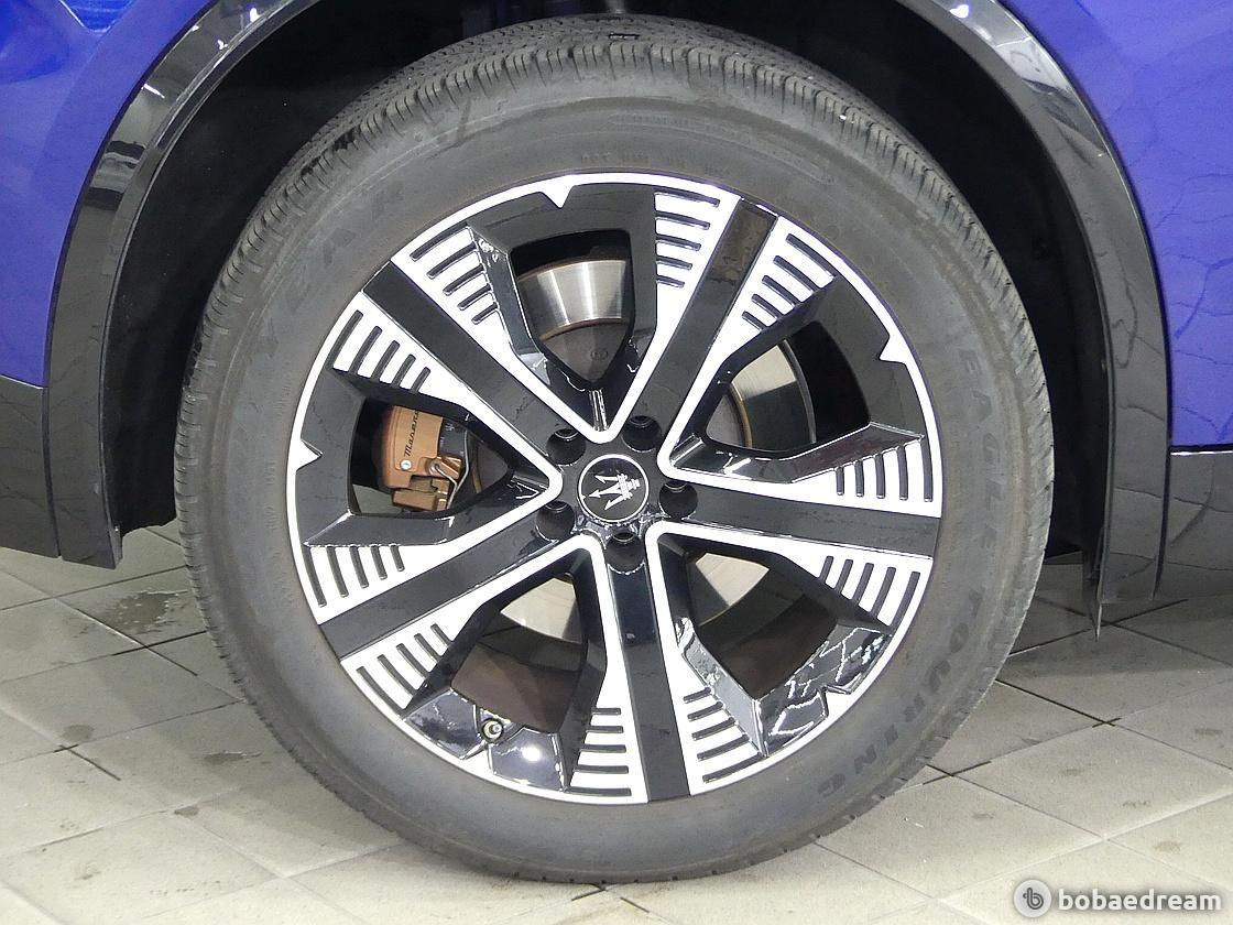 Maserati Grecale Folgore Dual 10