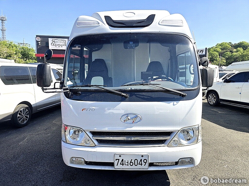 Hyundai New Camping Car