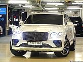 벤틀리 벤테이가 4.0 V8