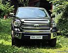 토요타 툰드라 5.7 V8 4WD