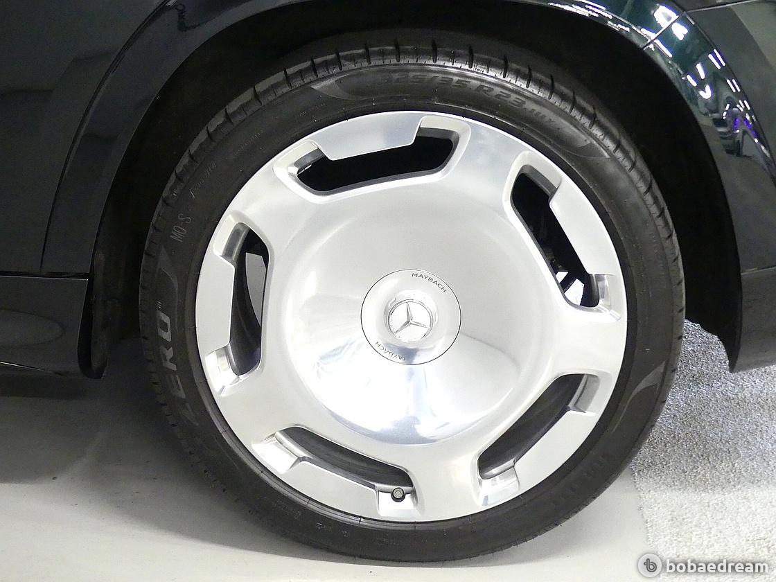 벤츠 마이바흐 GLS 600 4매틱 2023 베이지 사진 4