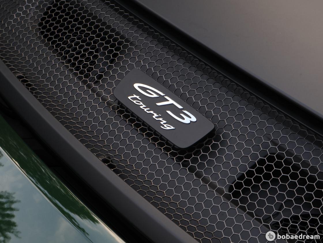 포르쉐 911 GT3 투어링 2026 오크 그린 사진 7