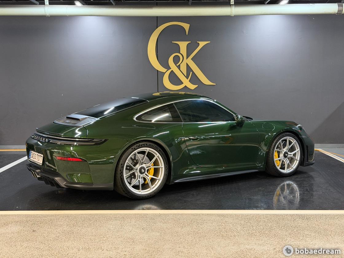 포르쉐 911 GT3 투어링 2026 오크 그린 사진 3