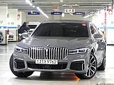 BMW 740i M 스포츠