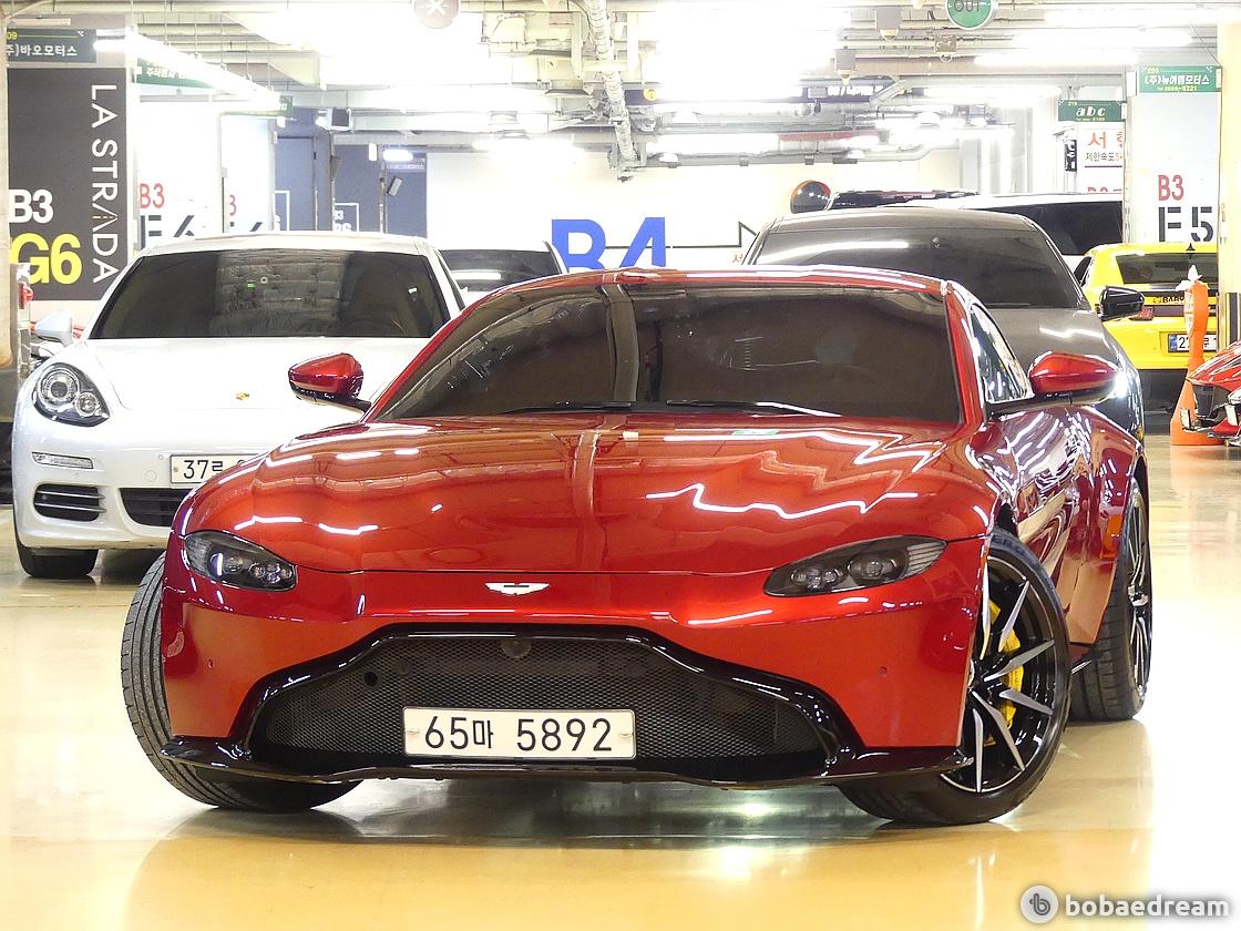 Aston Martin Vantage 4.0 V8 Coupe