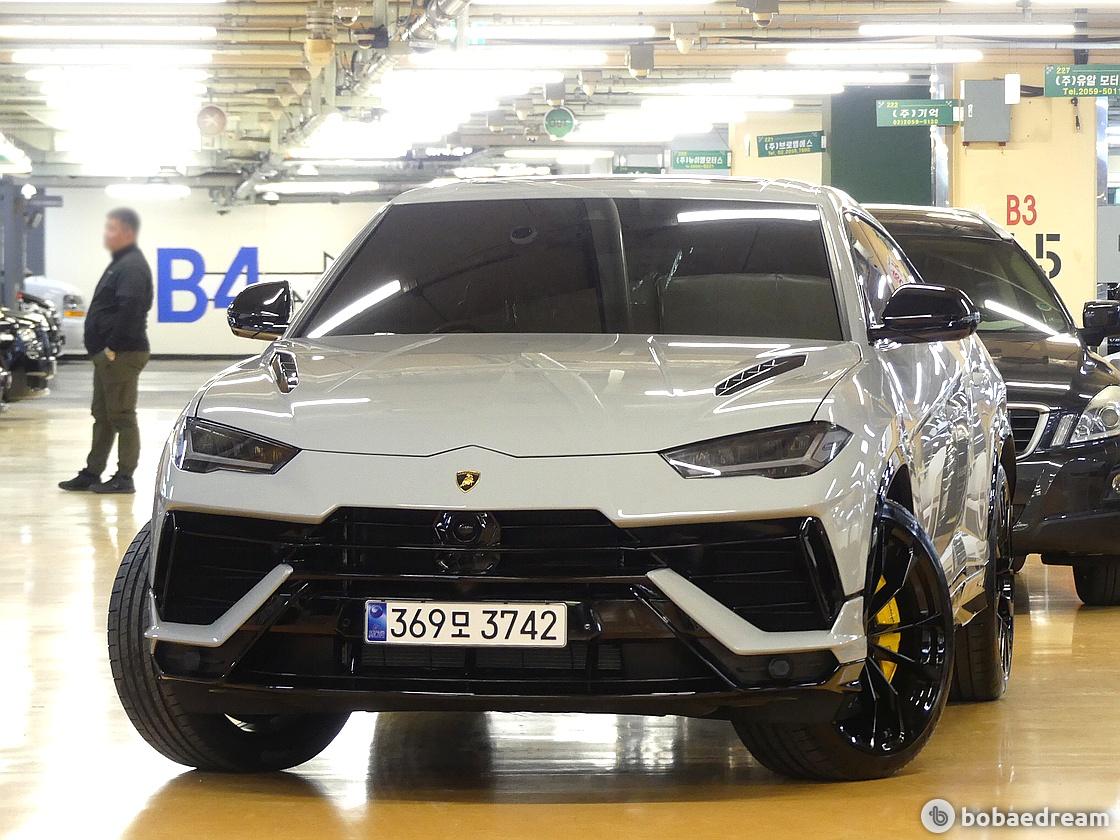 Lamborghini Urus 4.0 V8 S