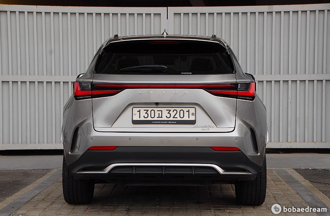 Lexus NX 450h+ F Sport 4