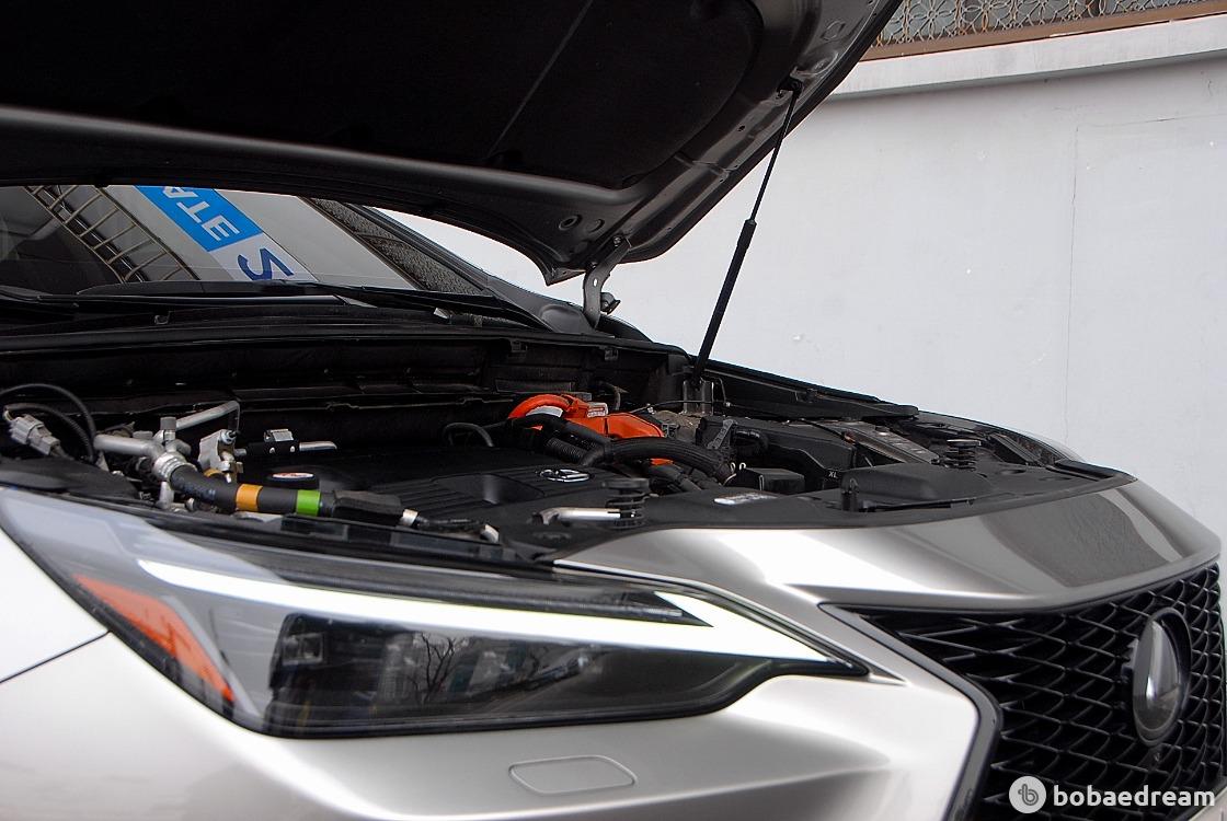 Lexus NX 450h+ F Sport 6