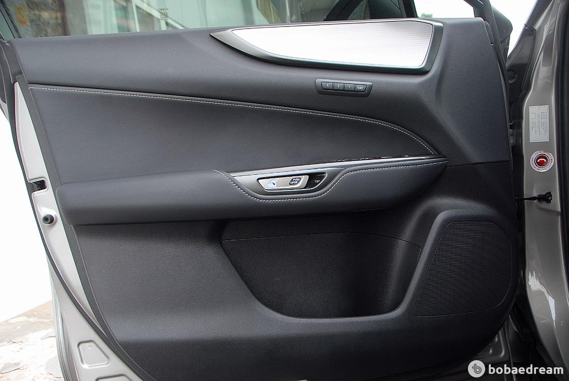 Lexus NX 450h+ F Sport 9