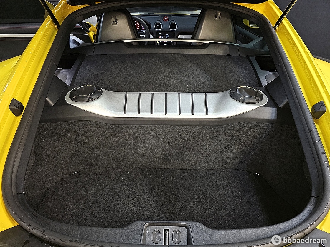 Porsche Cayman 4.0 GT4 6