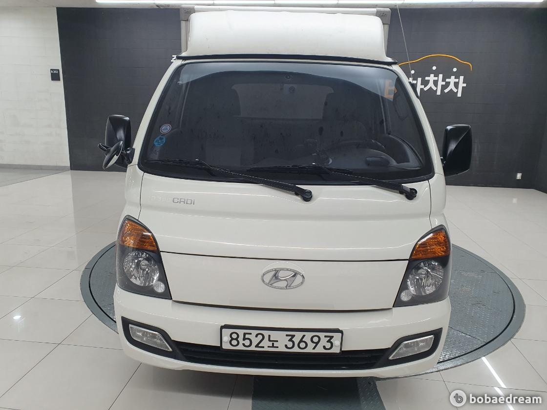 Hyundai Porter 2 Super Cab Fixed Floor Long Wheelbase Super Cab Plus