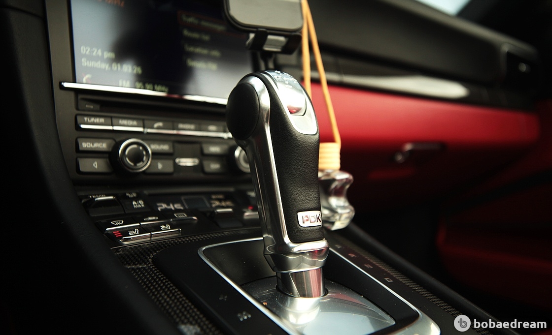 Porsche 911 Carrera/ 911 Targa Turbo S Cabriolet 8