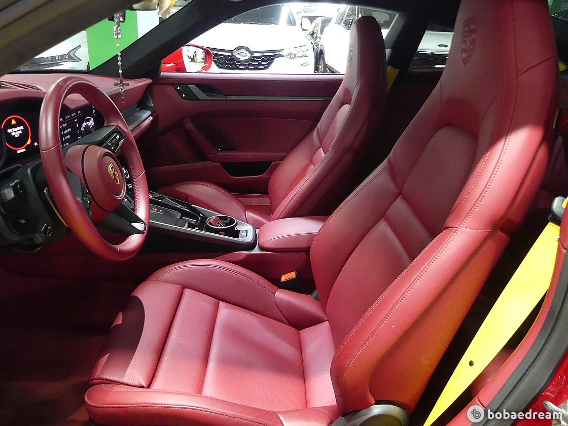 Porsche Carrera 911 4 9