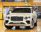 벤틀리 벤테이가 4.0 V8