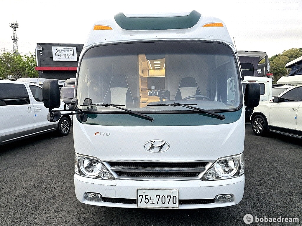 Hyundai New Camping Car