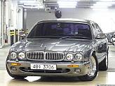 재규어 XJ8 소버린 4.0