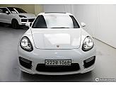포르쉐 파나메라 4.8 GTS
