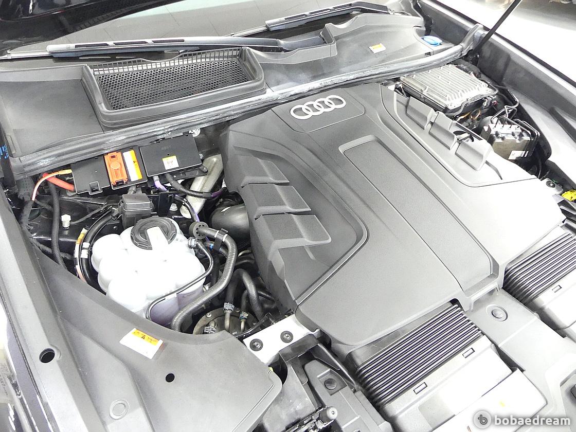 Audi Q8 50 TDI Quattro Premium 6