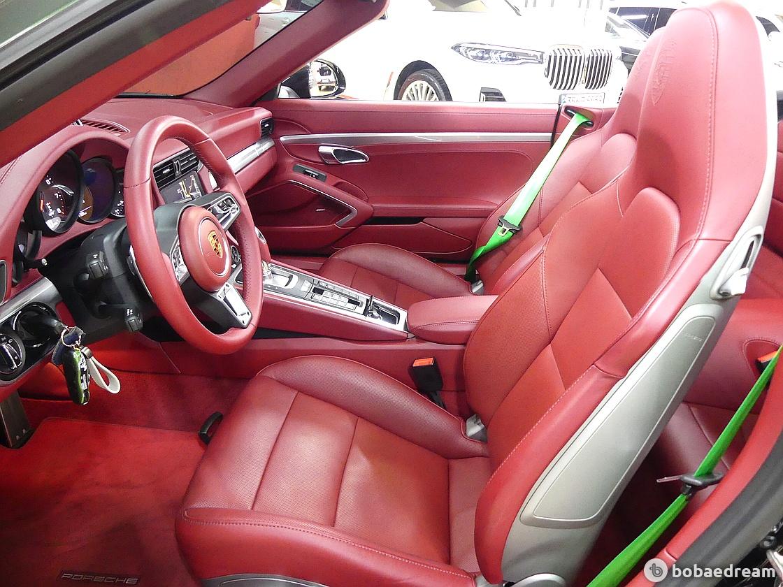 Porsche Carrera 911 4 Cabriolet 9