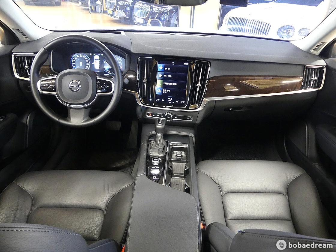 Volvo S90 2.0 T5 Momentum 5
