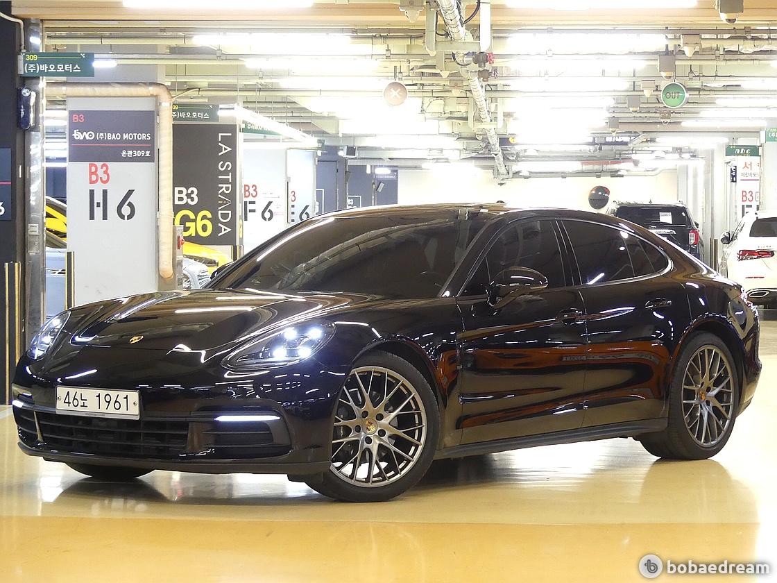 Porsche Panamera 3.0 4 3