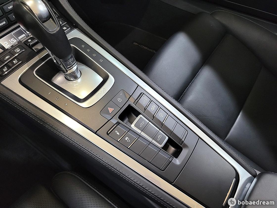 Porsche Boxster 4.0 GTS 8