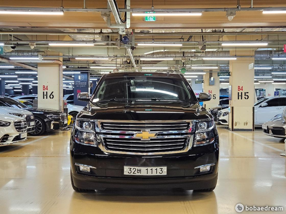 Chevrolet Suburban 5.3 4WD
