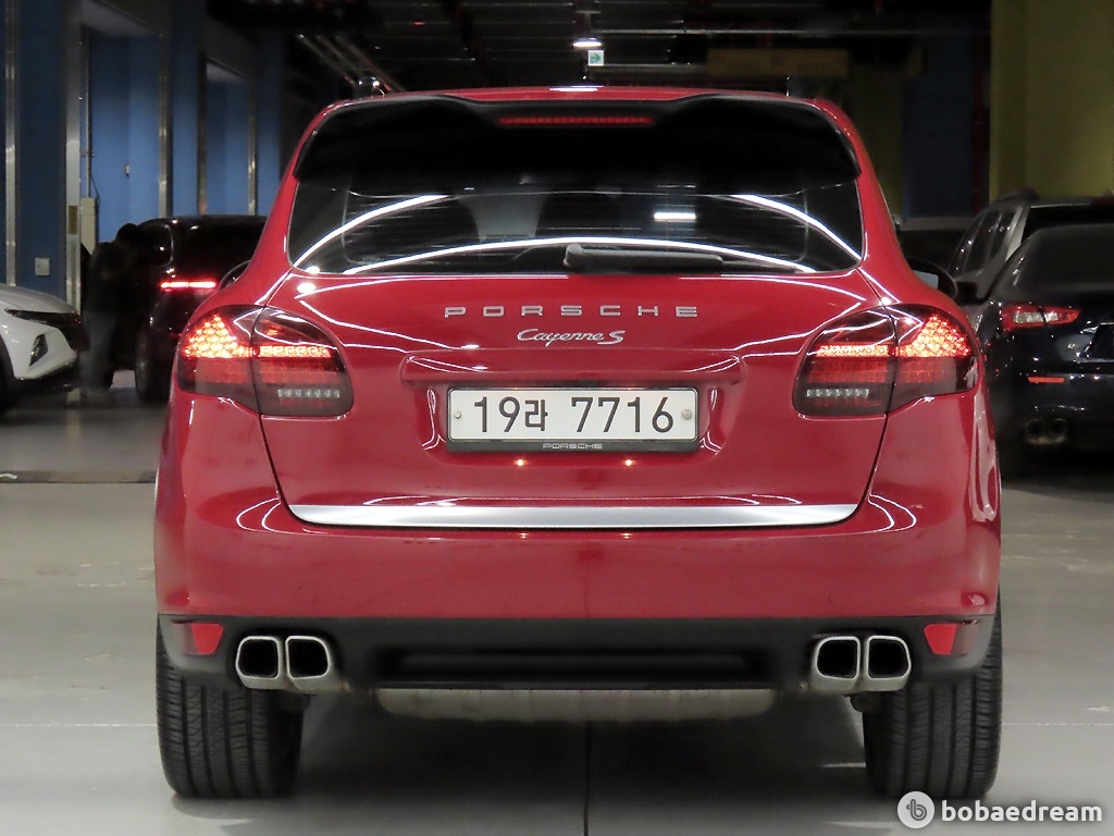 포르쉐 카이엔 4.2 S 2014 빨간색 사진 5