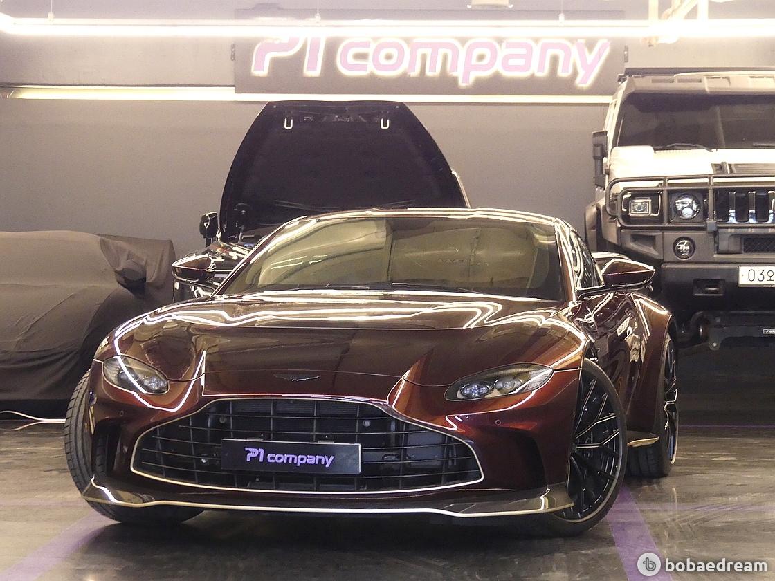 Aston Martin Vantage 5.2 V12 Coupe Final Edition