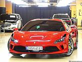페라리 F8 스파이더 3.9 V8 