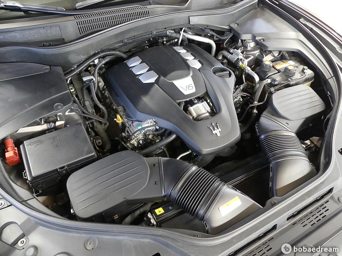 Maserati Levante 3.0 GranLusso 6