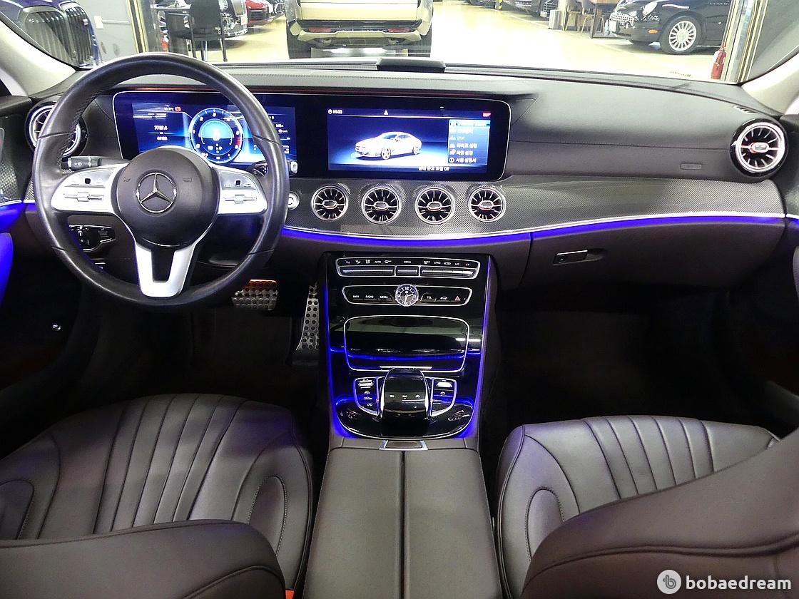 Mercedes-Benz AMG CLS300 d Line 5