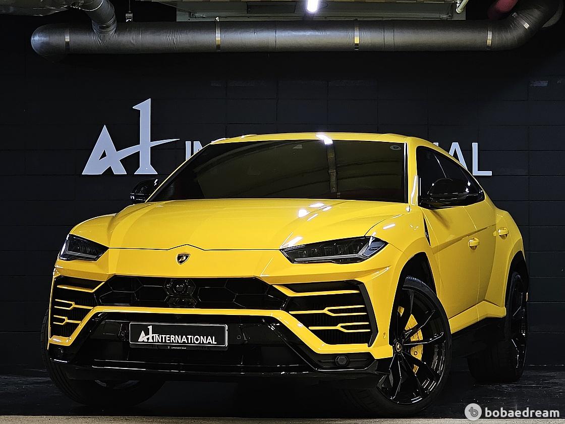 Lamborghini Urus 4.0 V8 2