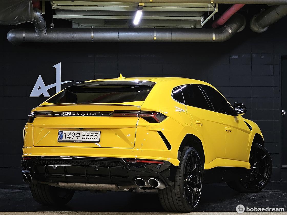 Lamborghini Urus 4.0 V8 4