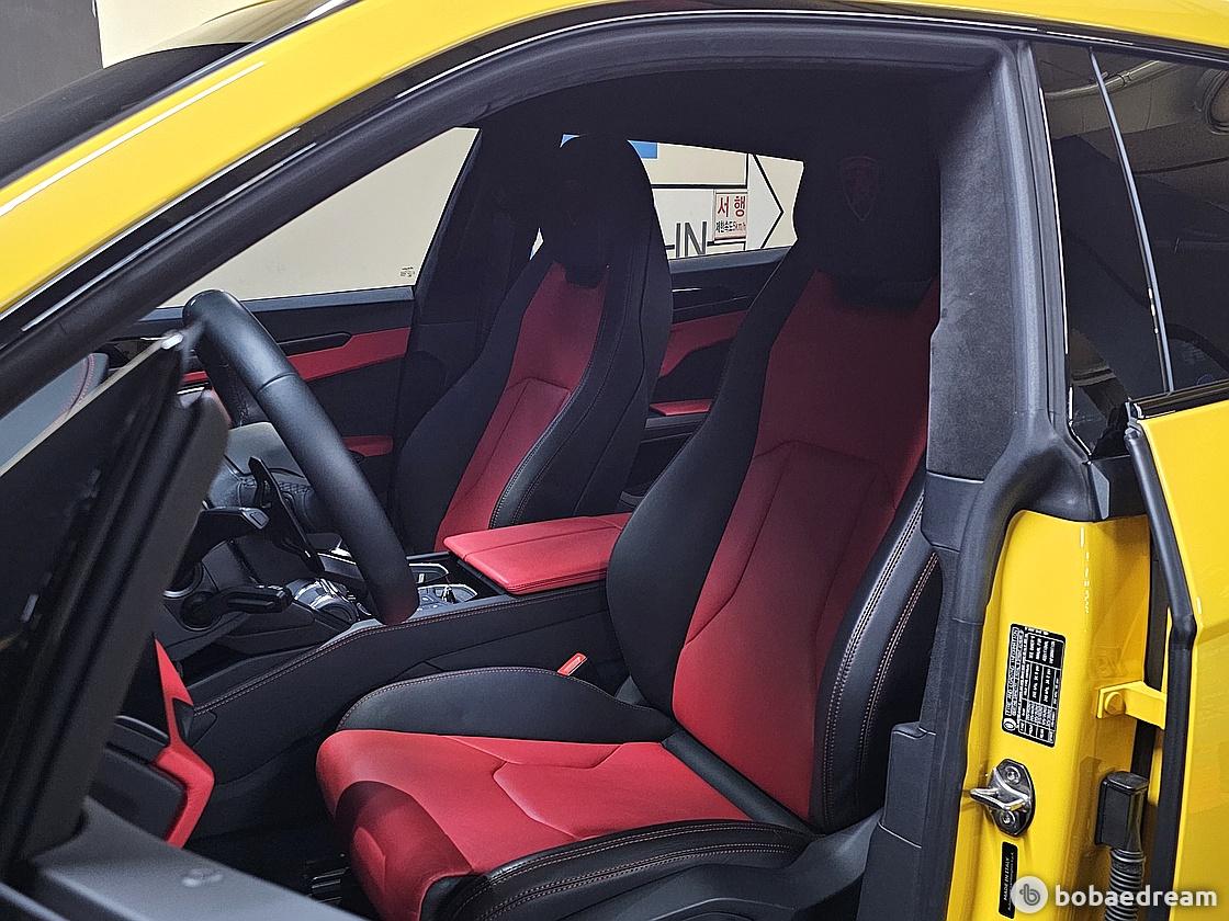 Lamborghini Urus 4.0 V8 9