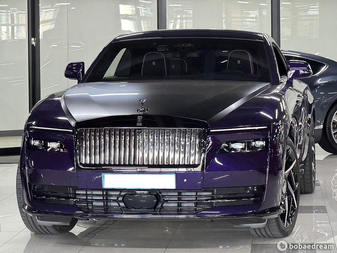 Rolls Royce Spectre Black Badge