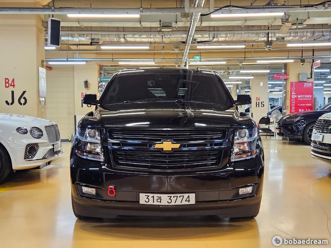 Chevrolet Suburban 5.3 4WD