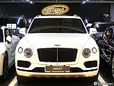 벤틀리 벤테이가 4.0 V8
