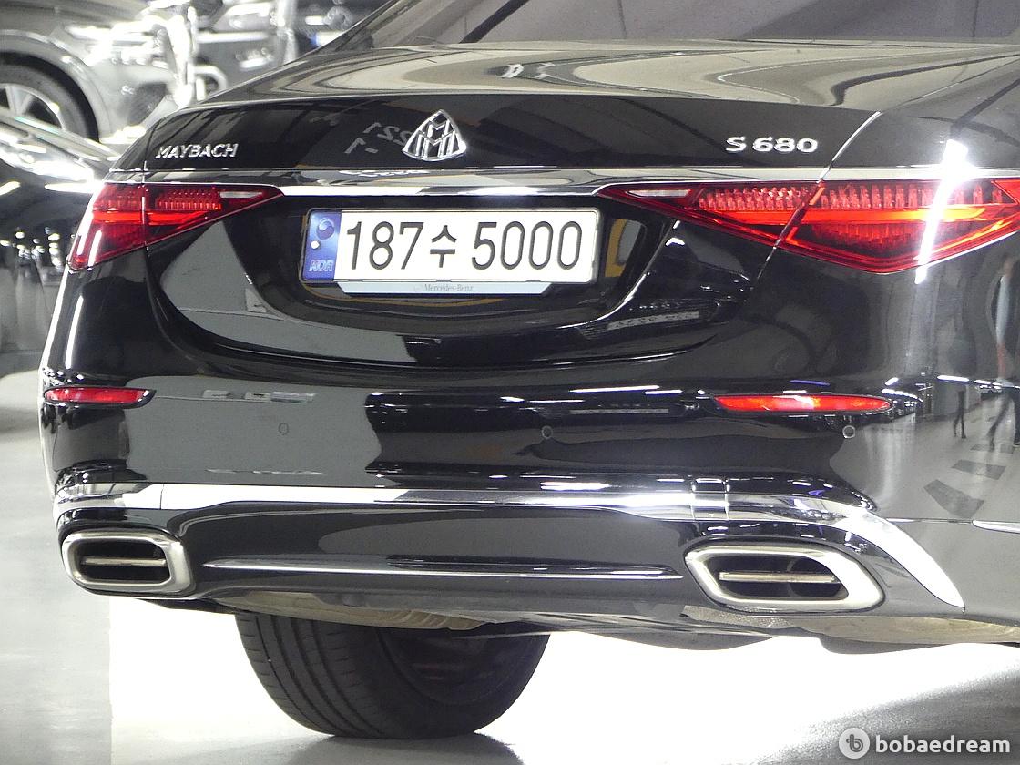 벤츠 마이바흐 S680 4매틱 2024 검정색 사진 8