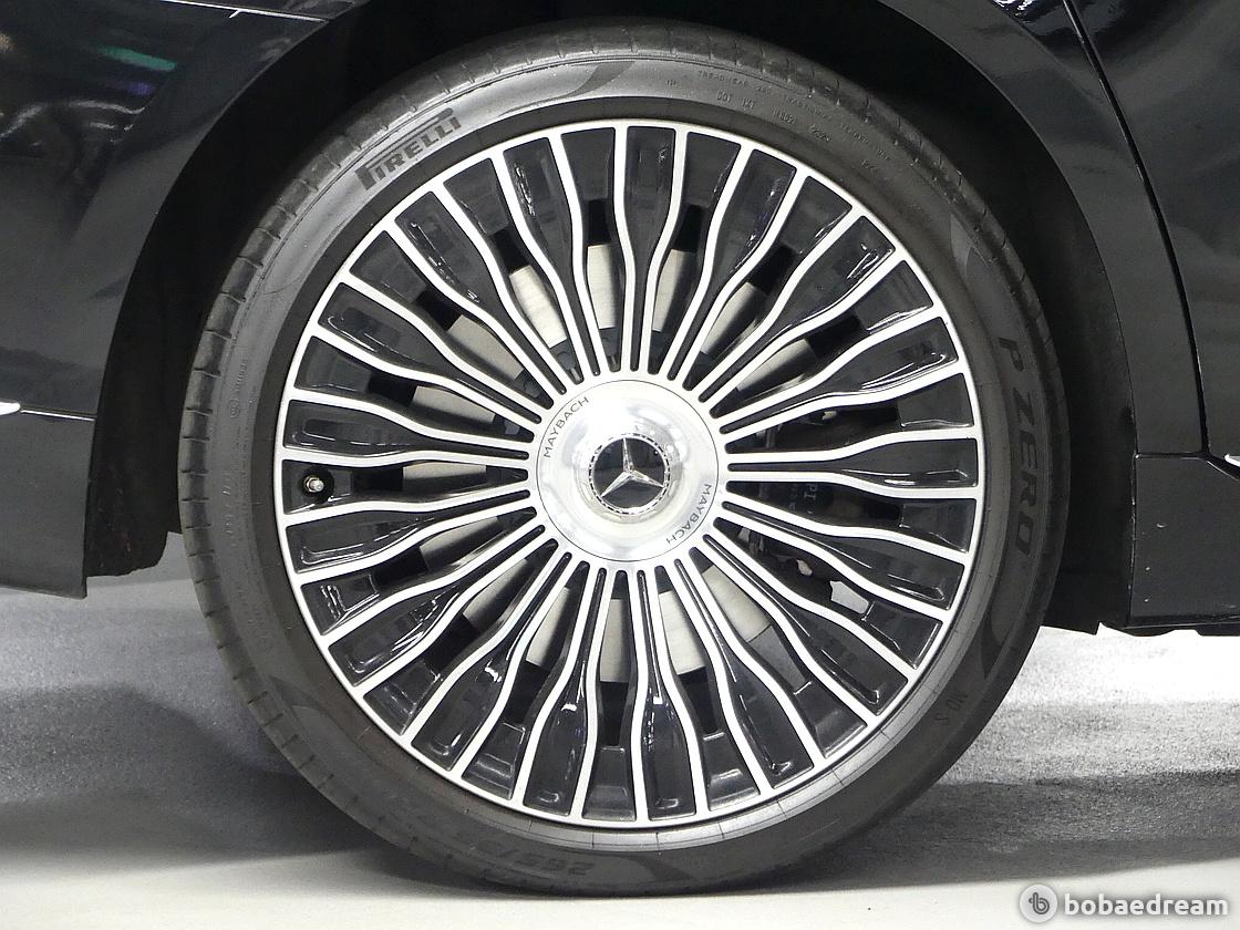 벤츠 마이바흐 S680 4매틱 2024 검정색 사진 4